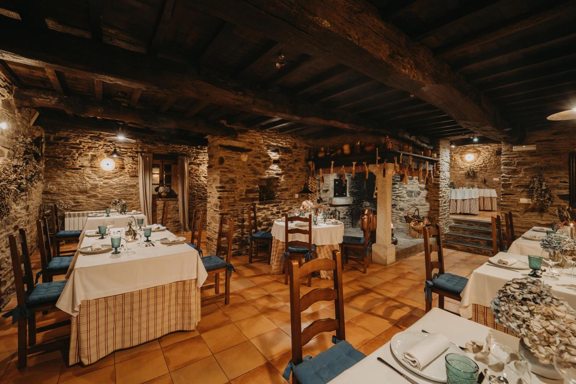 Arzúa 圣玛丽亚帕索旅馆酒店 外观 照片